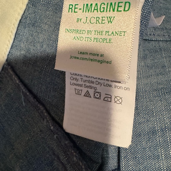 NWT J Crew chambray shorts. Size 10 - Picture 5 of 6